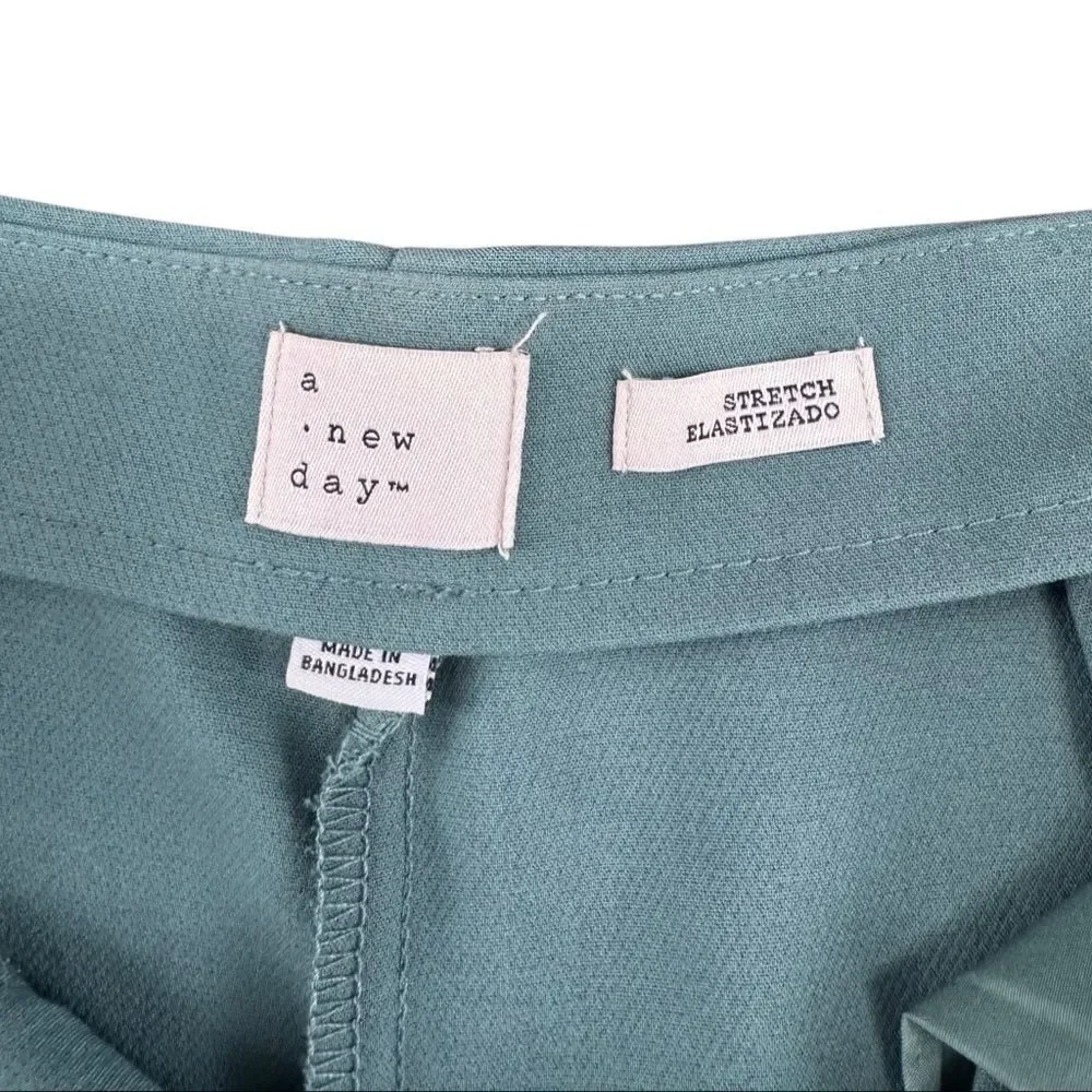 a new day Women's Pleated Stretch High Waist Shorts in Olive Green Size 12
